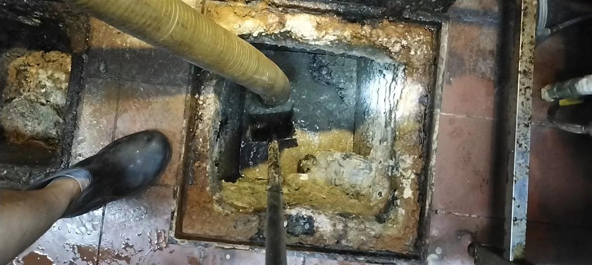 南昌县污水池清理一般都有毒气，怎么预防中毒呢？