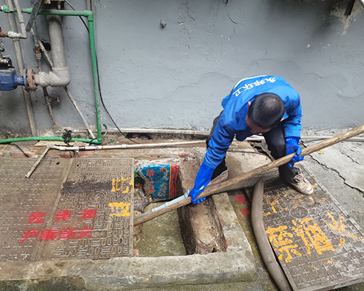 南昌县清掏化粪池